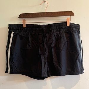 Fabletics Shorts (NWT)